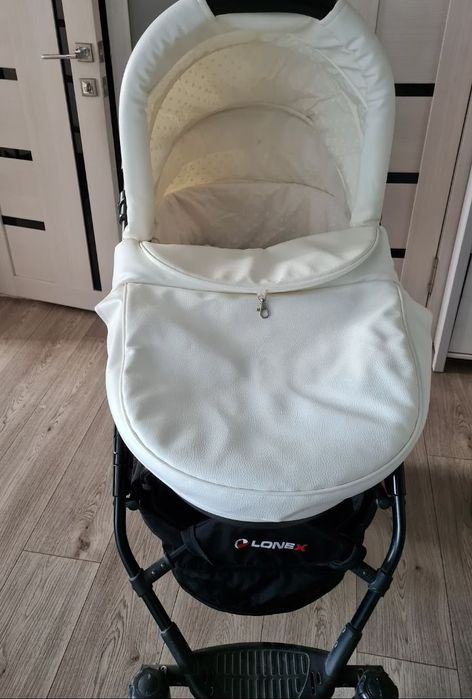 Продам коляску Lonex