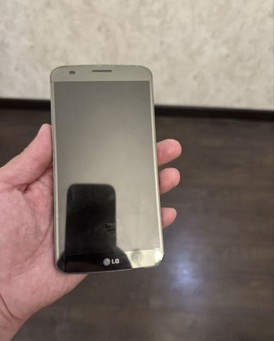 Продам сотовые телефоны