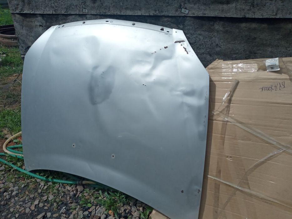 Продам капот на приору