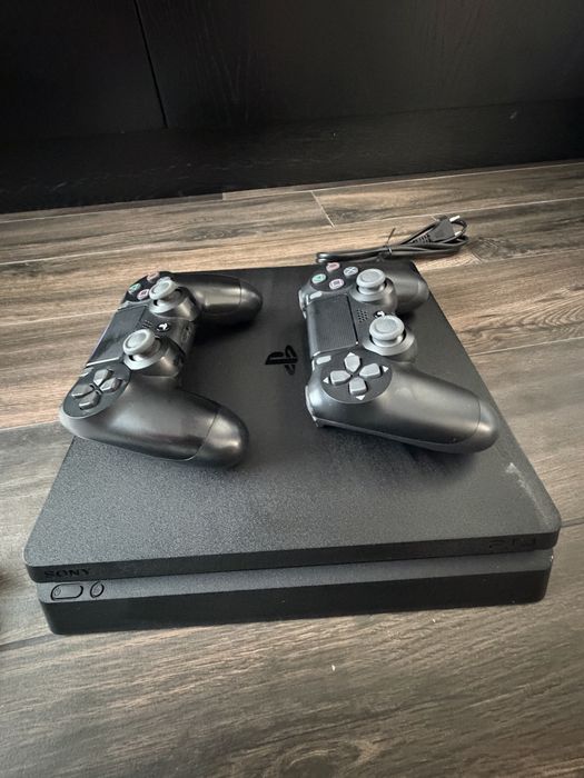 Consola PlayStation 4 Slim 1TB, 2 controllere