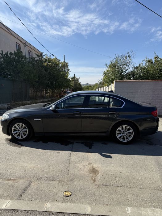 BMW Seria 5 2010 — imagine 4