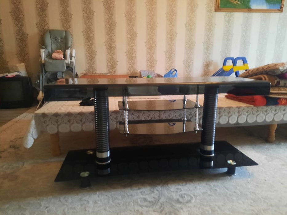 Продам подставку под телевизор