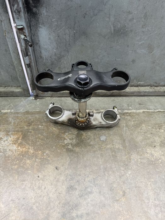 Предница 929/954