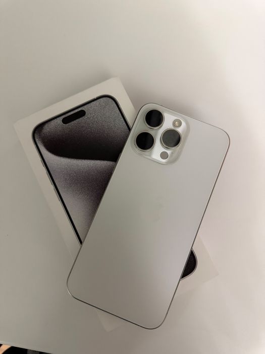 ПРОДАЕТСЯ iPhone 15 Pro Max 1TB White Titanium