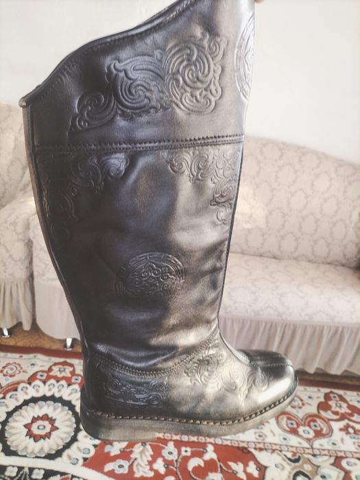 Продам сапоги ..