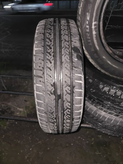 Продам шины 185/65/R15