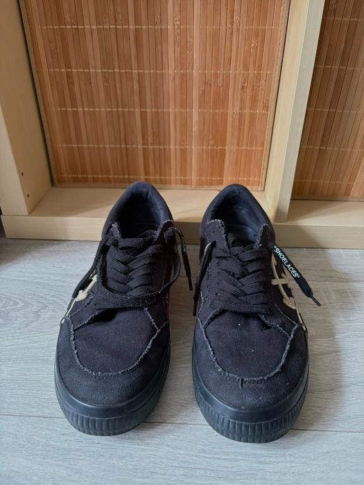 Adidași Off-White Low Vulcanized