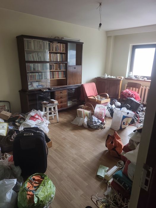 PF apart 2 cam sos Nicolina secția 6 poliție