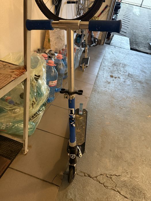 Vand trotineta mid 7 oxelo (detin 2 trotinete, vezi anunt)