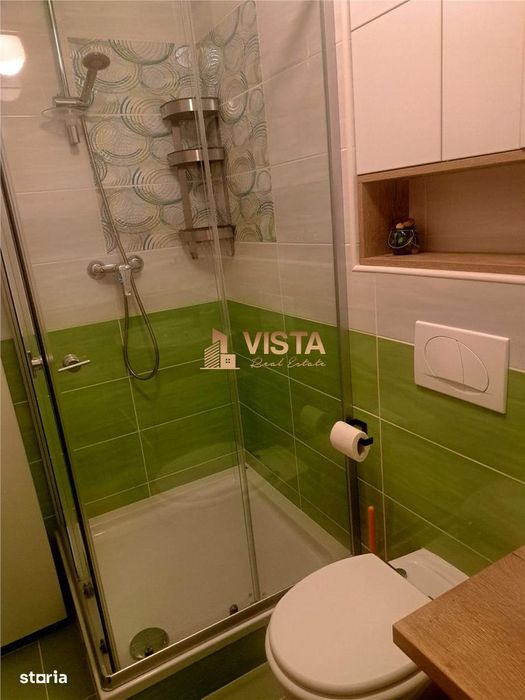 Apartament 3 camere decomandat Coresi, 2 bai,  bloc nou cu lift, mobil