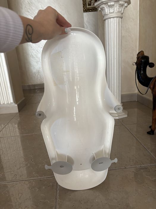 Бебешко шезлонгче за къпане