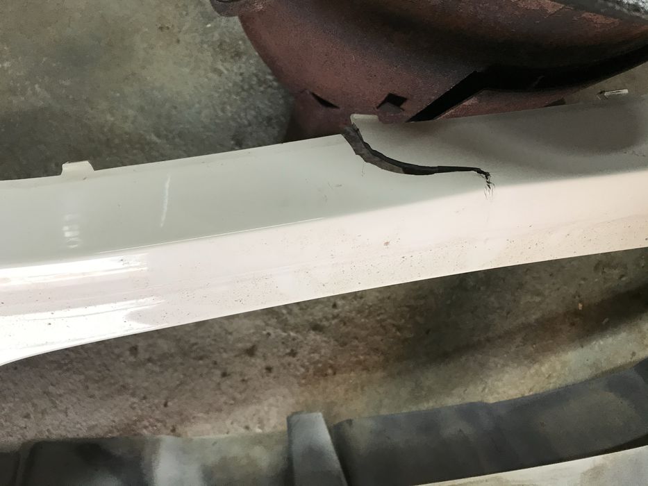 Продам бампер на Mercedes (мерседес)