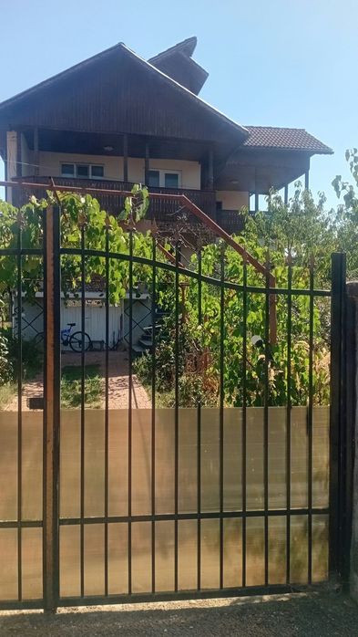 Casă de vanzare strada Gilortului, zona Primaverii