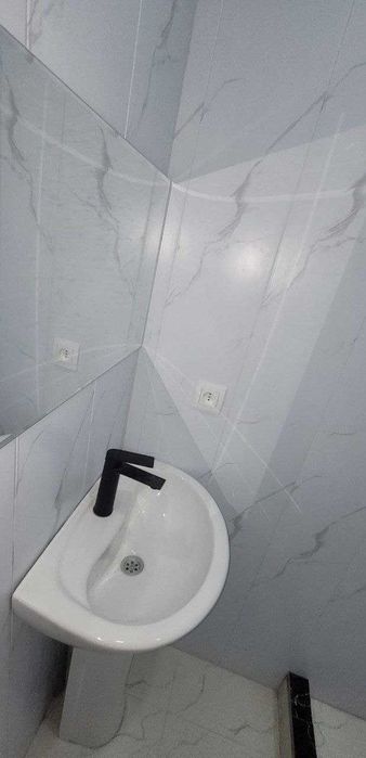 Продается квартира 1/1/4 массив Бинокор район Янги-Хает