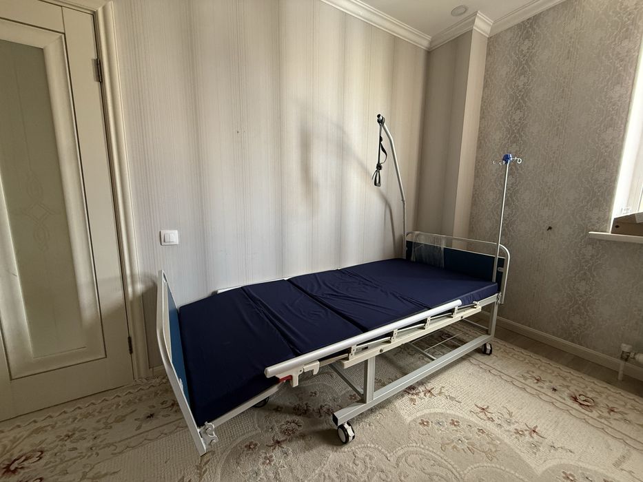 Медицинская кровать