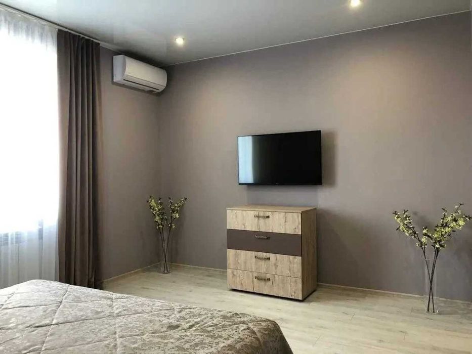 Дава се под наем Двустаен апартамент в София, Център - 54 кв.м за 407.49 € - Снимка #1