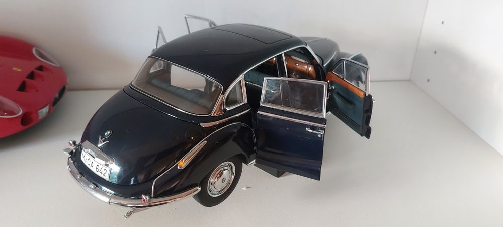 BMW 1:18 / Autoart продавам