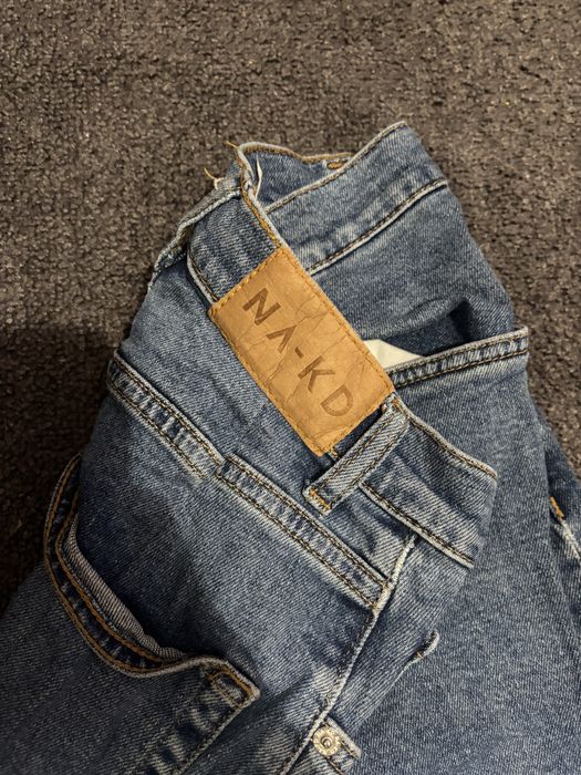 Дамски дънки.