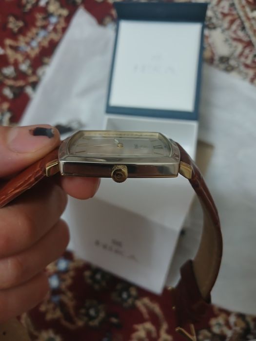 Ювелирные часы от компаний  Ника