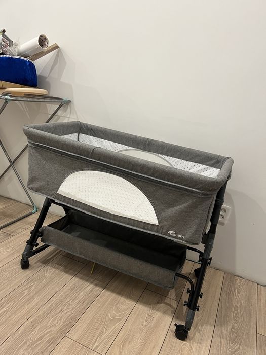 Продам детскую кроватку