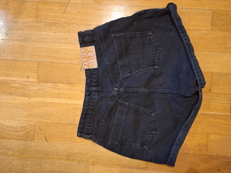 Дамски къси панталони Zara