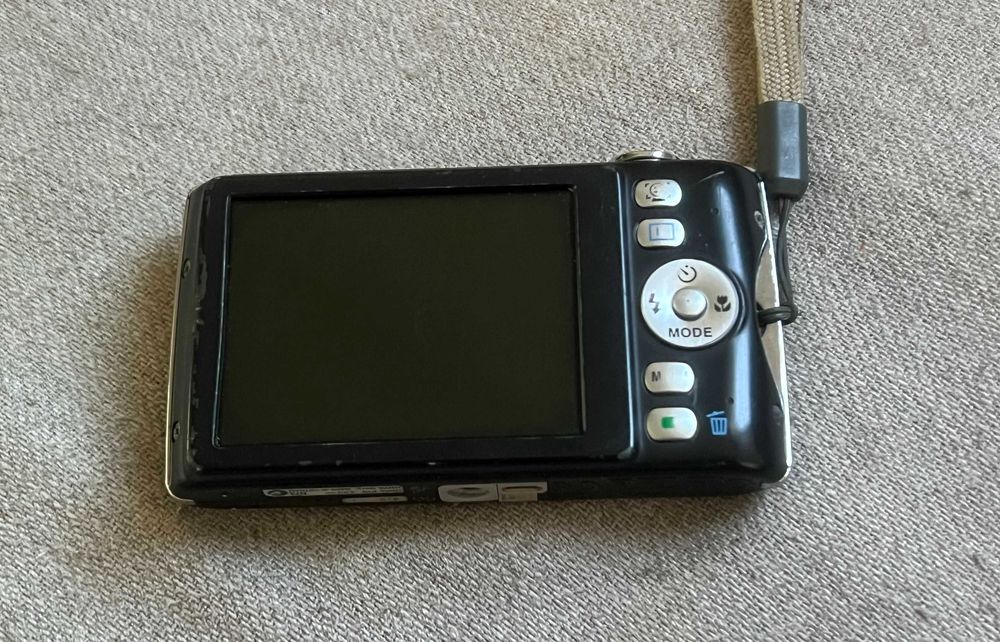 Aparat foto digital Pentax Optio P70 12MP zoom optic defect