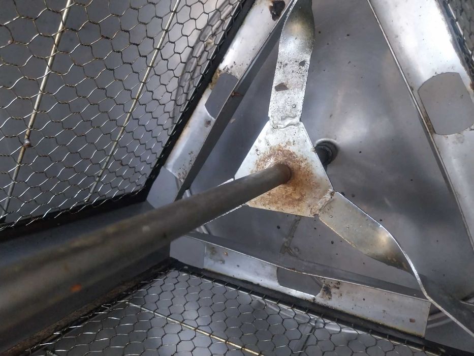 пчеларска центрофуга