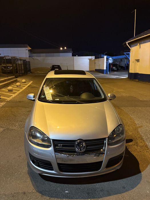 Vand golf 5 gt de fabrică