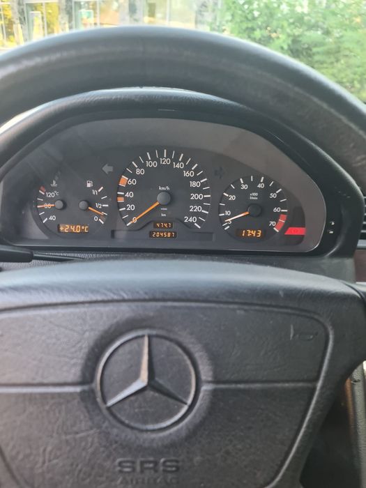 Mercedes Benz C 180