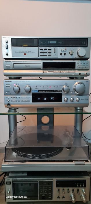 Vând Egalizatoare, Deck-uri, CD playere,  Receivere,etc Technics ( Sony ,Pioneer , Denon, Marantz, Onkyo, Fisher,  etc )