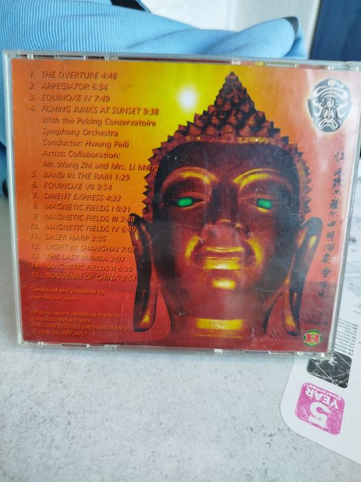 Cd cu muzică JEAN-MICHEL JARRE .