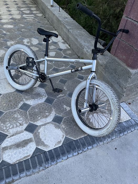 Трюковый велик BMX Fnix