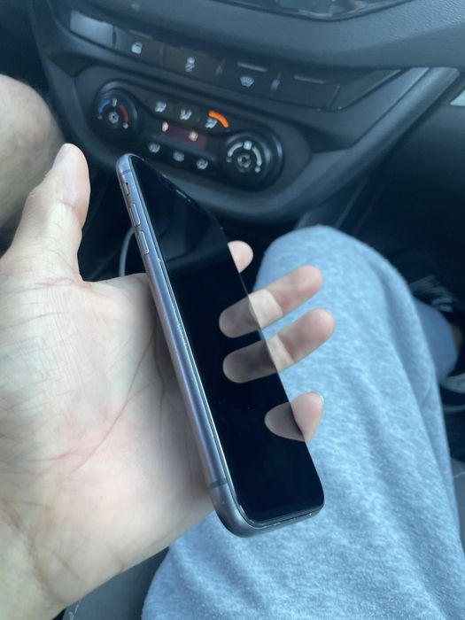 iphone 11. ГБ128. %100