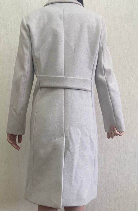 Продам пальто размер s, xs