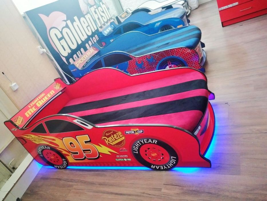 Цех нархида,  ишлаб чиқарувчидан кроватлар