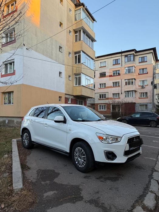 Mitsubishi asx .