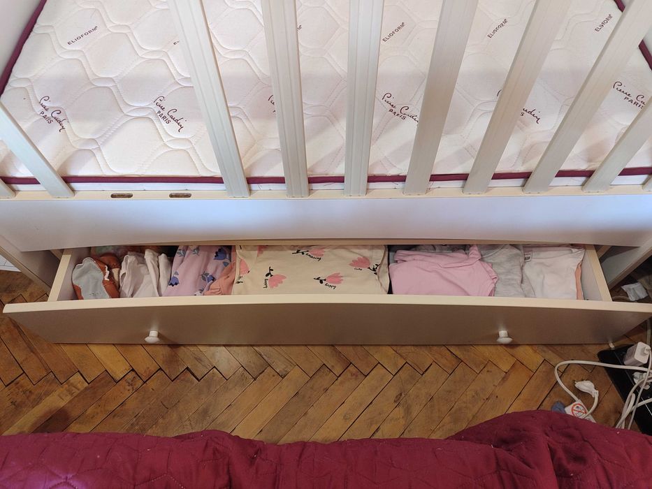 Бебешка кошара 120х60 на Мебели "Кирев" - бяла + матрак "Пиер Карден"