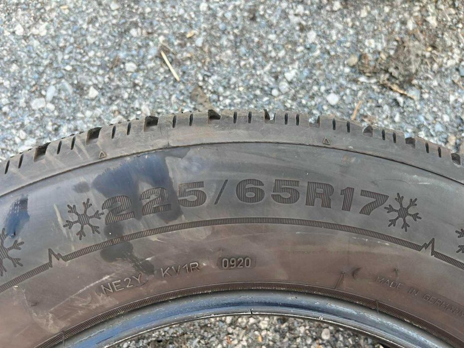 зимни гуми DUNLOP 225/65/17 с ДОТ 09/2020г