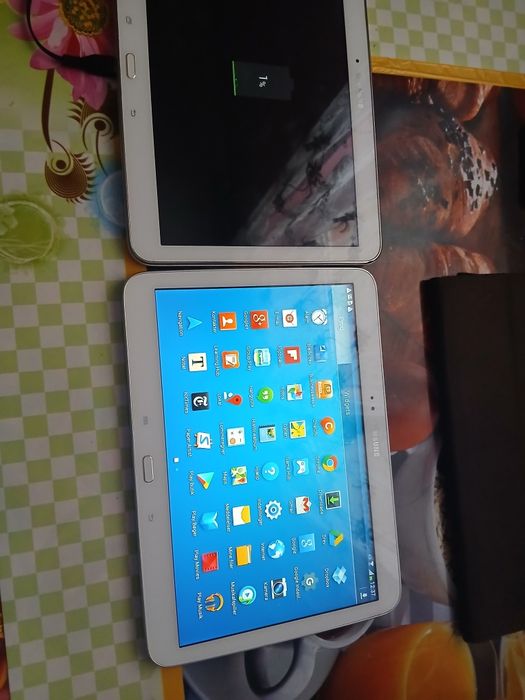 Vind 2 tablete samsung