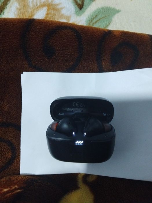 JBL naushnik rassiyadan olganman