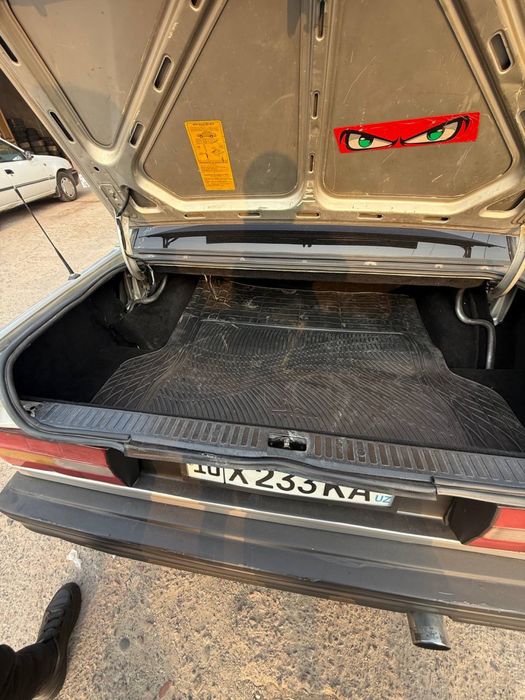 Volvo 740 GL