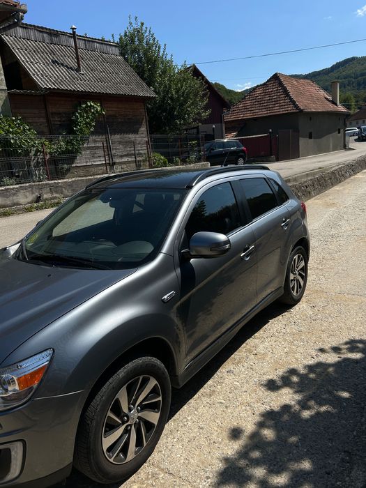 OFERTA DE PASTE! Mitsubishi Asx 2015+Cauciucuri de iarna cu jante