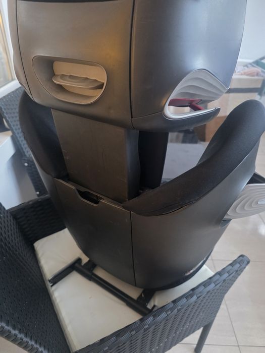 Детско столче за кола Cybex Solution S Fix Deep Black