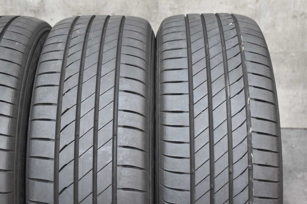 Гуми 235/45/20 Kumho