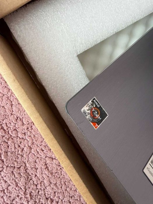 Лаптоп Lenovo IdeaPad 3 17ALC6