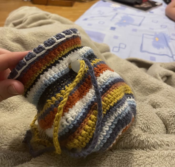 Ръчно плетена торбичка за катерене