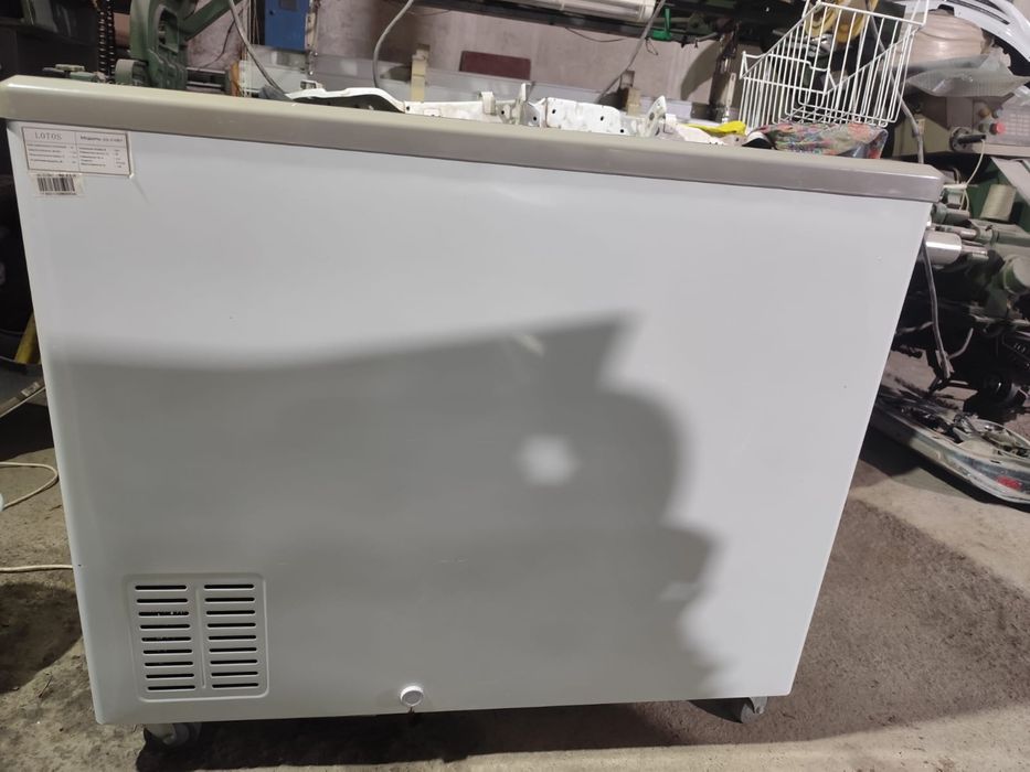Продам морозильную камеру