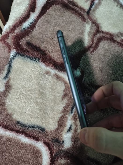 Vind iphone 11 liber de retea sanatate 81%