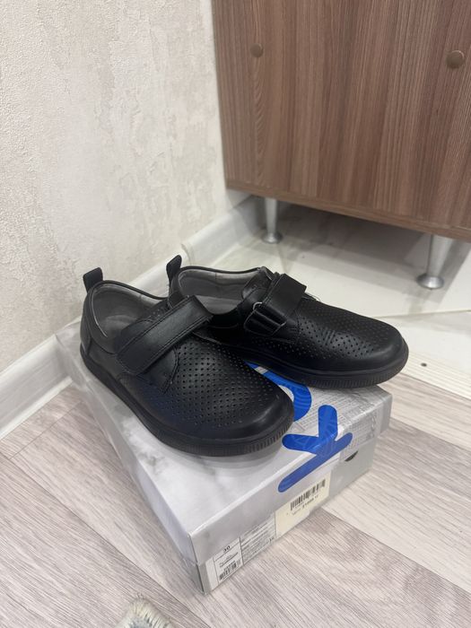 Продам туфли для мпльчика