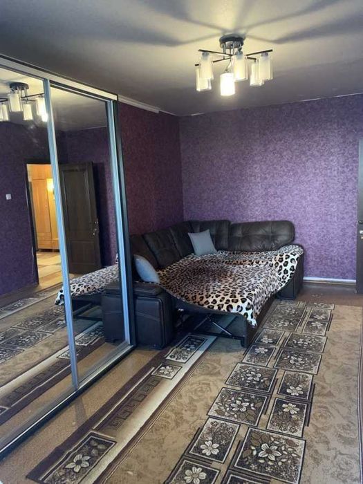 Продава се Двустаен апартамент в София, Център - 56 кв.м за 3250 €/кв.м - Снимка #1